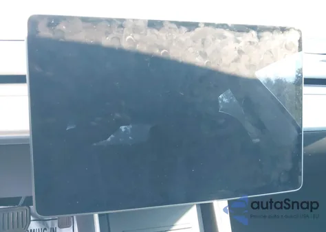 2018 Tesla Model 3 Long Range/Mid Range из США, поврежденный, VIN 5YJ3E1EAXJF025089